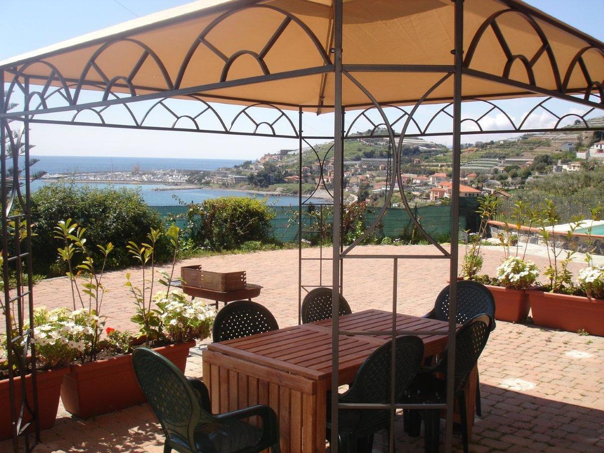 Villa del Mare Ligure Santo Stefano al Mare Exterior foto
