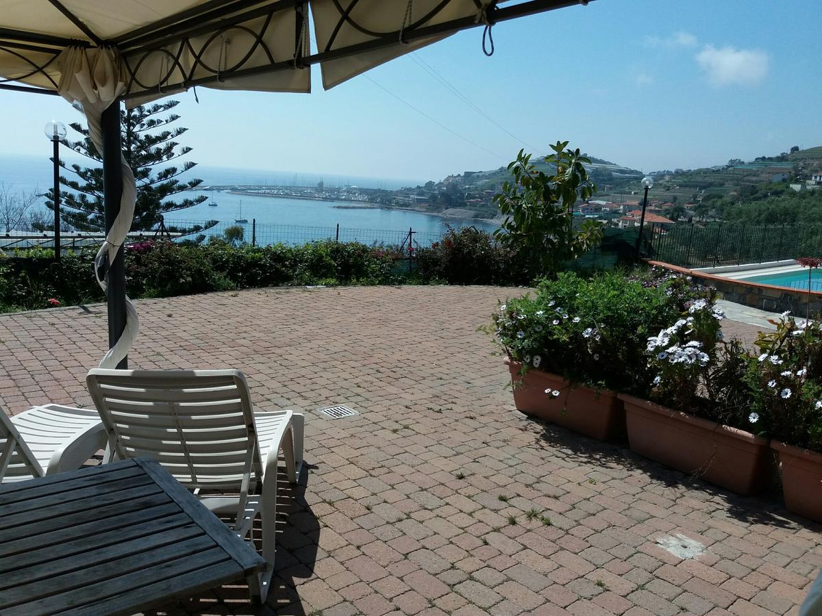 Villa del Mare Ligure Santo Stefano al Mare Exterior foto